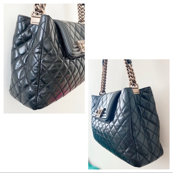 🔥SOLD🔥🖤CHANEL Glazed Calfskin Quilted Boy Tote - Picture 6 of 9